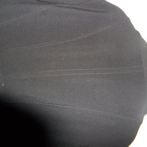 White House Black Market - Picture 9 of 16